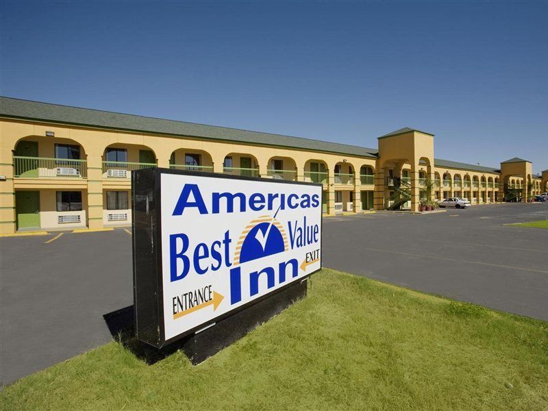 Motel Americas Value - At&t Center/fort Sam Houston San Antonio