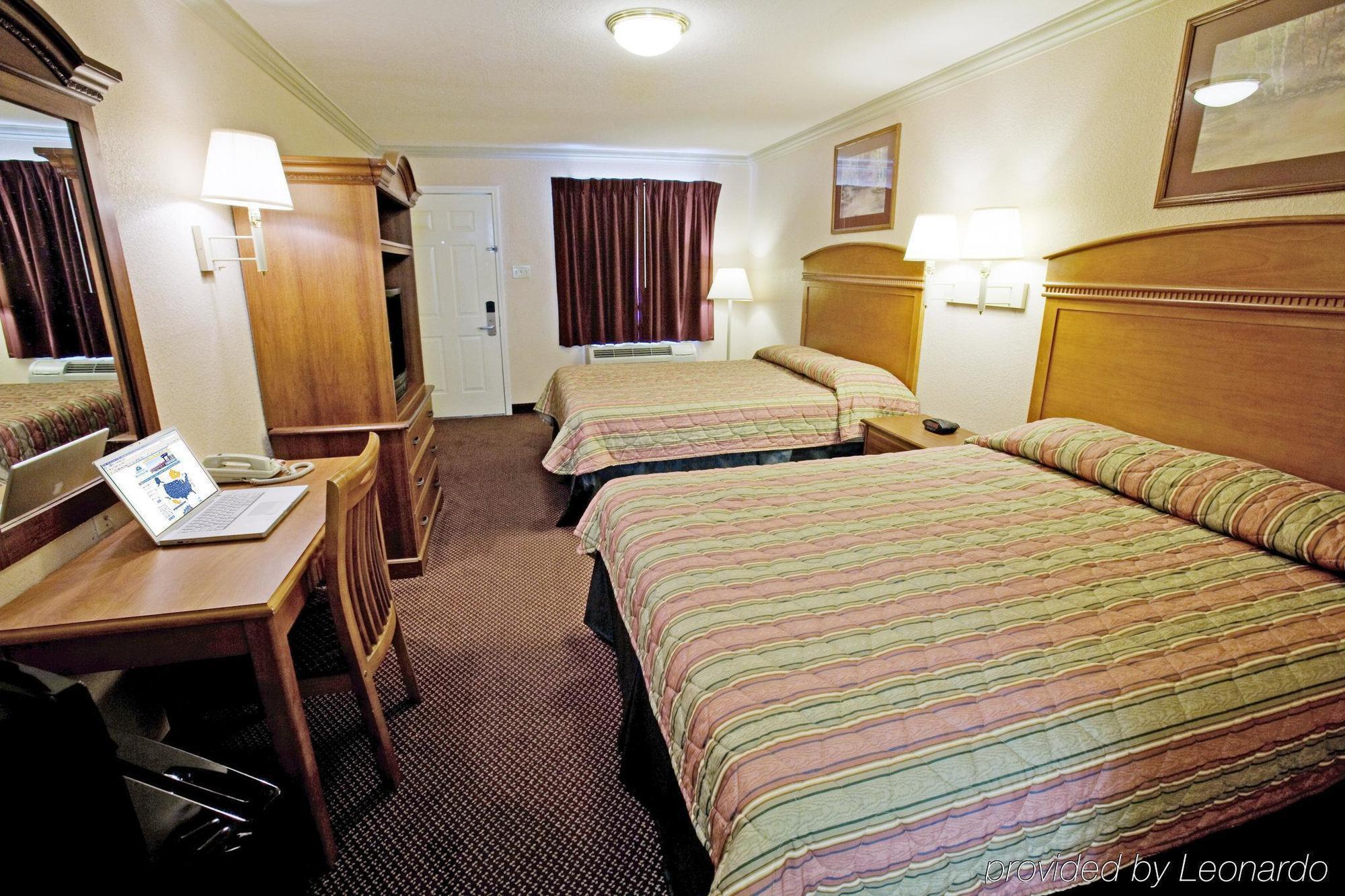 Americas Value - At&t Center/fort Sam Houston Motel 2*