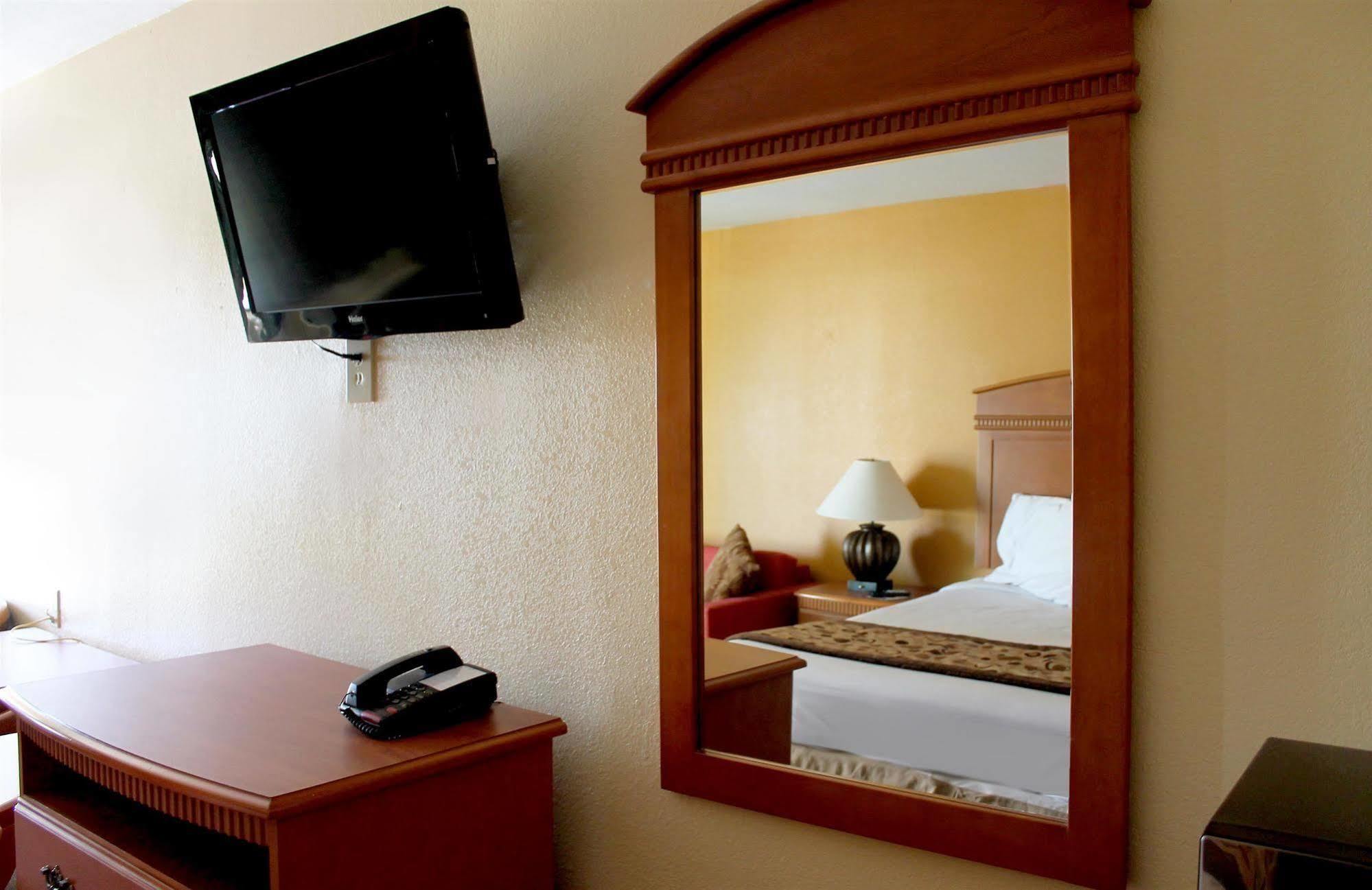 Motel Americas Value - At&t Center/fort Sam Houston San Antonio